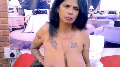 Snapshot of onlysexyva chatting on July 2026 06:10:02 PM onlysexyva online show from July 2026 06:10:02 PM