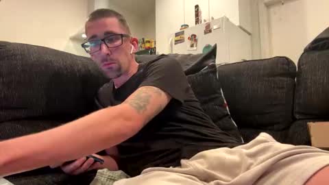 Snapshot of onthecumup69 chatting on November 2025 12:26:01 PM onthecumup69 online show from November 2025 12:26:01 PM