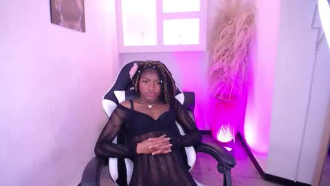 Snapshot of onyx_ebony chatting on October 2025 03:45:01 PM onyx_ebony online show from October 2025 03:45:01 PM