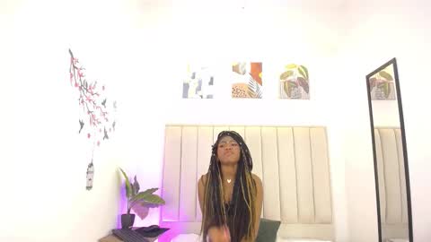 Snapshot of onyx_ebony chatting on November 2025 03:45:02 PM onyx_ebony online show from November 2025 03:45:02 PM