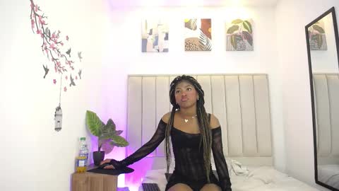 Snapshot of onyx_ebony chatting on November 2025 01:55:01 PM onyx_ebony online show from November 2025 01:55:01 PM