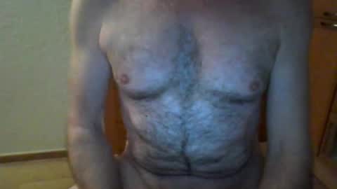 ooehot online show from April 2026 06:44:01 AM