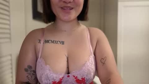 Miss Girly online show from February 2026 10:03:02 AM