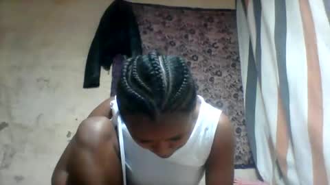 Snapshot of oooozafiette chatting on June 2026 05:41:02 AM oooozafiette online show from June 2026 05:41:02 AM