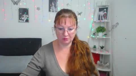 Vanessa online show from September 2025 05:33:02 AM