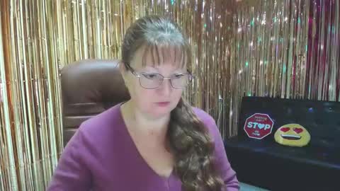 Vanessa online show from September 2025 05:01:02 AM