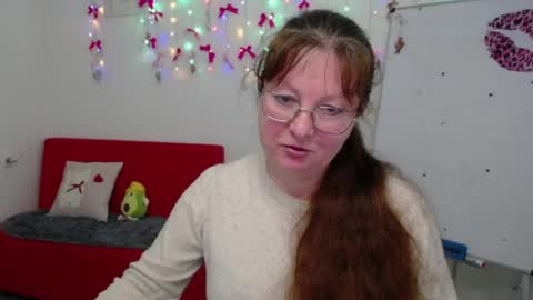 Snapshot of oovanessahotts chatting on April 2026 06:16:02 AM Vanessa online show from April 2026 06:16:02 AM