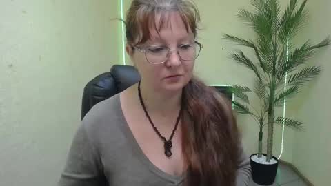 Snapshot of oovanessahotts chatting on May 2026 05:59:02 AM Vanessa online show from May 2026 05:59:02 AM