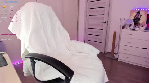 Ophelia online show from February 2025 10:16:02 AM