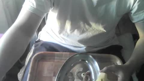 Ore online show from November 2025 09:46:02 PM