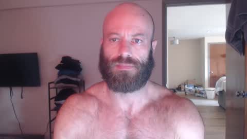 Snapshot of oregon87 chatting on April 2026 07:34:01 PM The Oregon Lumberjack online show from April 2026 07:34:01 PM