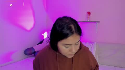 Miss Guzman  online show from December 2025 10:50:01 PM