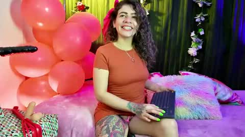 Oriana online show from February 2025 01:47:02 AM