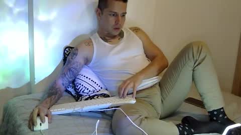 Snapshot of orienzo chatting on February 2026 04:13:02 AM Orienzo online show from February 2026 04:13:02 AM