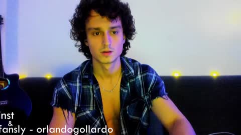 Snapshot of orlando__bloom chatting on December 2024 01:29:02 PM Fansly and Instagram -  online show from December 2024 01:29:02 PM