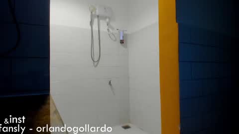 Snapshot of orlando__bloom chatting on January 2025 06:14:01 PM Fansly and Instagram -  online show from January 2025 06:14:01 PM