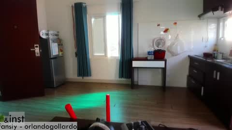 Snapshot of orlando__bloom chatting on February 2025 07:41:01 AM Fansly and Instagram -  online show from February 2025 07:41:01 AM