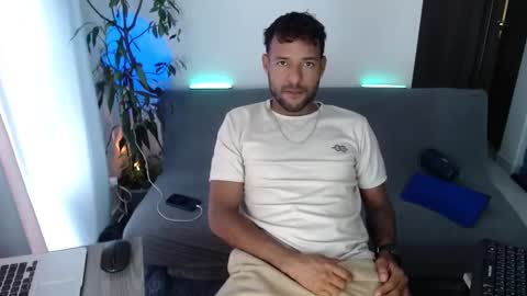 orlando_horny online show from October 2025 03:20:02 PM