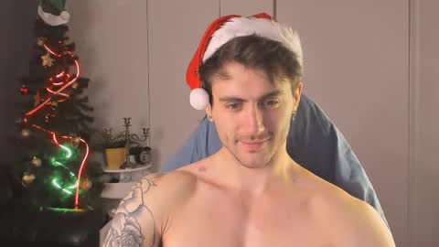 Oscar online show from December 2025 09:00:02 PM