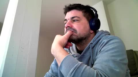 Snapshot of oscarleo chatting on January 2026 12:07:02 PM the venetian online show from January 2026 12:07:02 PM