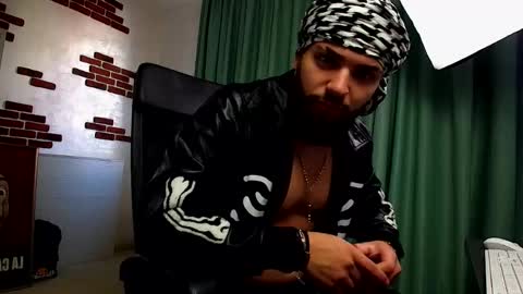 OscarWills online show from May 2026 05:24:01 AM