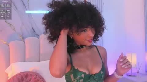Snapshot of oshun_25 chatting on September 2025 12:17:02 PM Oshun  online show from September 2025 12:17:02 PM