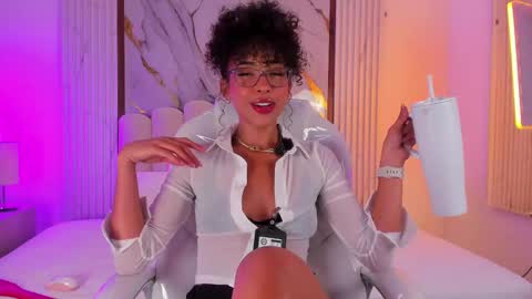 Oshun  online show from November 2025 07:12:01 AM