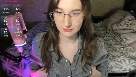 Leliana online show from May 2026 03:57:02 AM