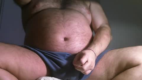 Snapshot of osolicencioso chatting on May 2026 04:28:02 AM Oso Licencioso online show from May 2026 04:28:02 AM