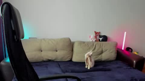 Ostin online show from March 2026 04:07:02 AM