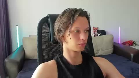 Snapshot of ostin_meoww chatting on June 2026 09:52:01 AM Ostin online show from June 2026 09:52:01 AM
