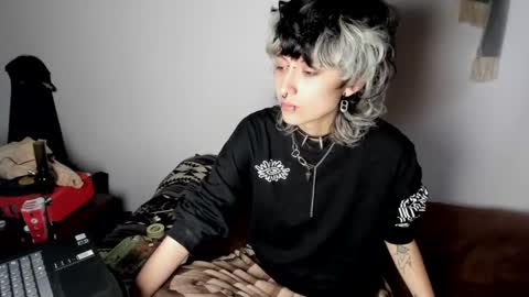 Otto 3 online show from February 2025 03:26:02 PM