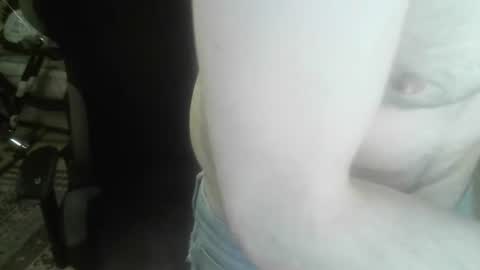 Snapshot of ouinnybis195625 chatting on January 2025 02:13:01 PM ouinnybis195625 online show from January 2025 02:13:01 PM