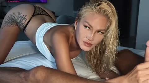 Snapshot of out_lust chatting on March 2026 02:17:02 AM Irma Sophia Dan online show from March 2026 02:17:02 AM