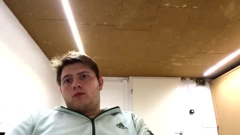 outflayd online show from December 2025 11:01:02 PM