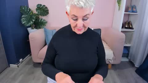 Alla online show from September 2025 08:17:01 AM