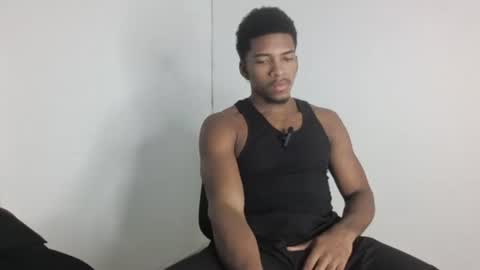 Owen online show from December 2025 01:11:01 AM