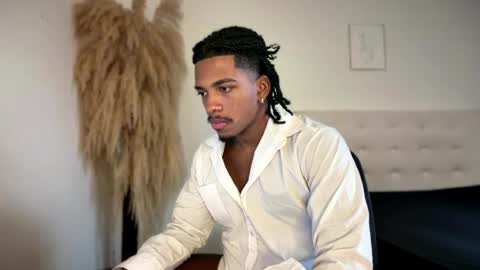 Owen online show from April 2026 10:37:02 PM