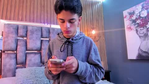 Snapshot of owen__johnson chatting on November 2025 12:04:01 PM Owen Johnson online show from November 2025 12:04:01 PM