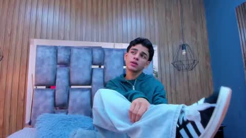 Snapshot of owen__johnson chatting on November 2025 12:08:02 PM Owen Johnson online show from November 2025 12:08:02 PM