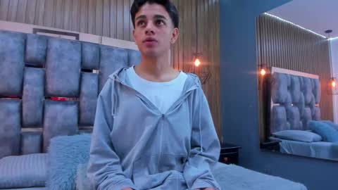 Snapshot of owen__johnson chatting on December 2025 11:48:01 AM Owen Johnson online show from December 2025 11:48:01 AM