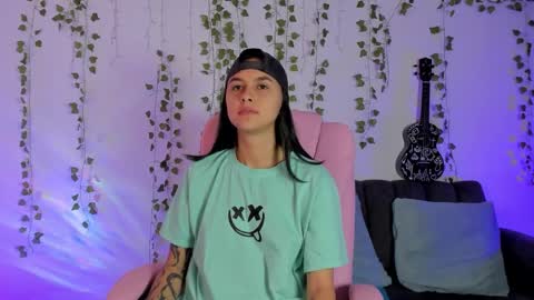 Owen foxx online show from November 2025 01:55:01 PM