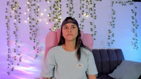 Snapshot of owenfoxx1 chatting on February 2026 03:05:01 PM Owen foxx online show from February 2026 03:05:01 PM