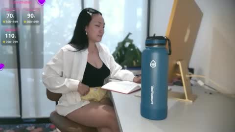 ozhmara online show from September 2025 03:35:02 PM