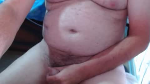 Snapshot of ozzieozzieoi chatting on November 2025 02:10:02 AM HairyolOz online show from November 2025 02:10:02 AM