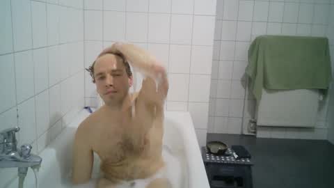 ozztron online show from February 2025 06:09:02 PM