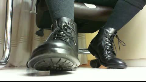 Snapshot of pablomenesssl chatting on January 2025 10:52:01 PM Pablo Meness online show from January 2025 10:52:01 PM