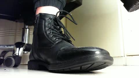 Snapshot of pablomenesssl chatting on February 2025 06:05:02 PM Pablo Meness online show from February 2025 06:05:02 PM