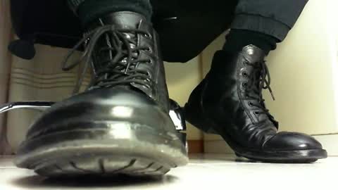 Snapshot of pablomenesssl chatting on February 2025 05:18:02 PM Pablo Meness online show from February 2025 05:18:02 PM