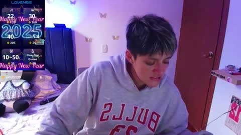 Fernanda online show from December 2025 06:38:02 PM